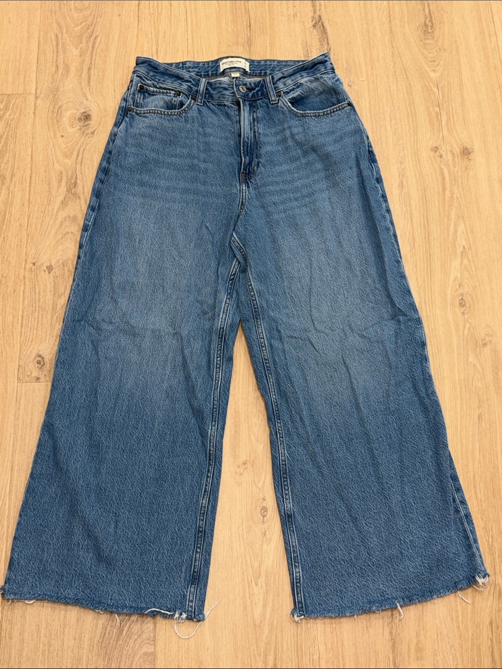Abercrombie & Fitch Wide Leg Flare Jeans in Medium Blue Wash